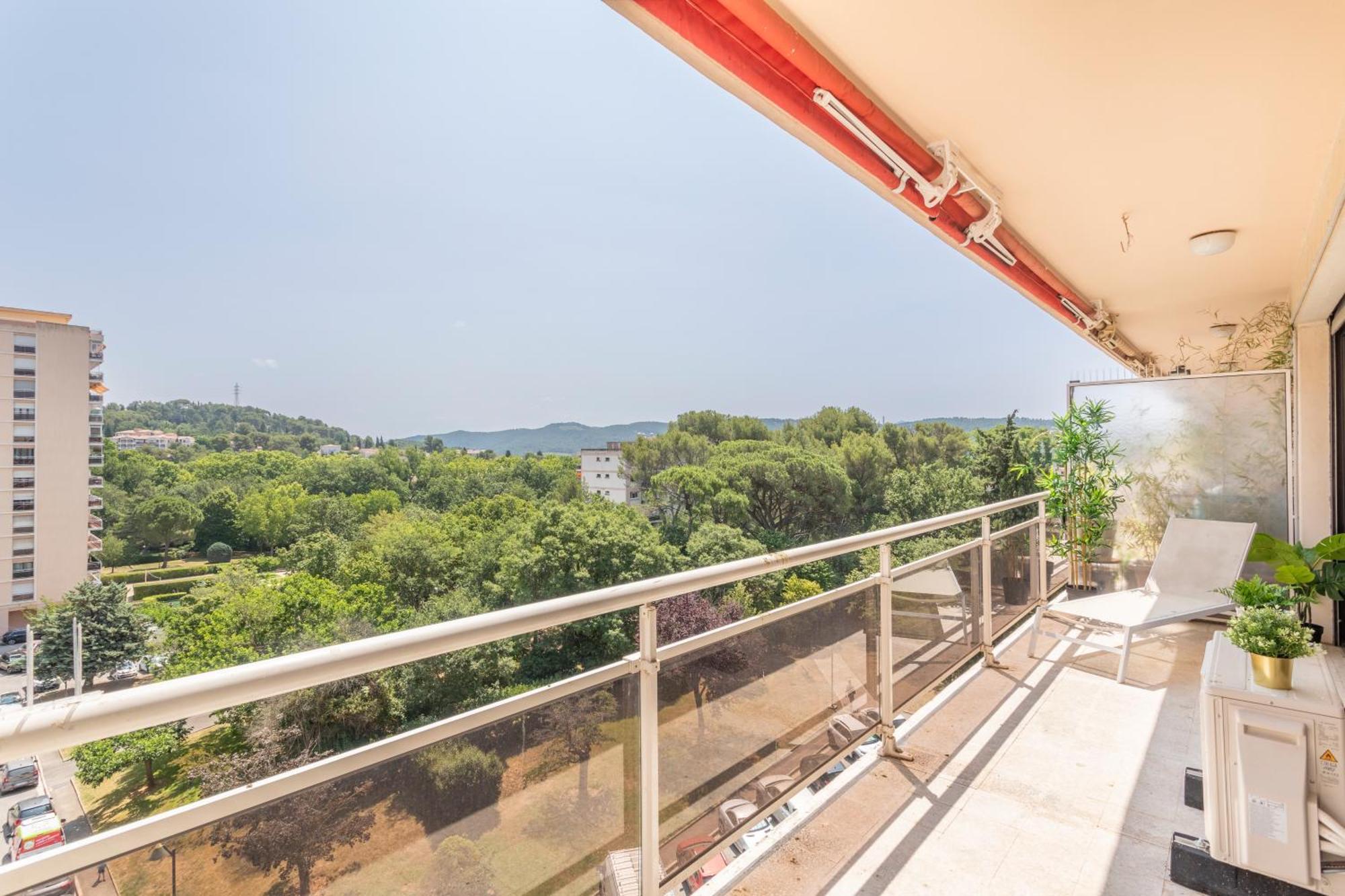 Grand T2 Lumineux Et Climatise Avec Balcon Apartment Aix-en-Provence Ngoại thất bức ảnh