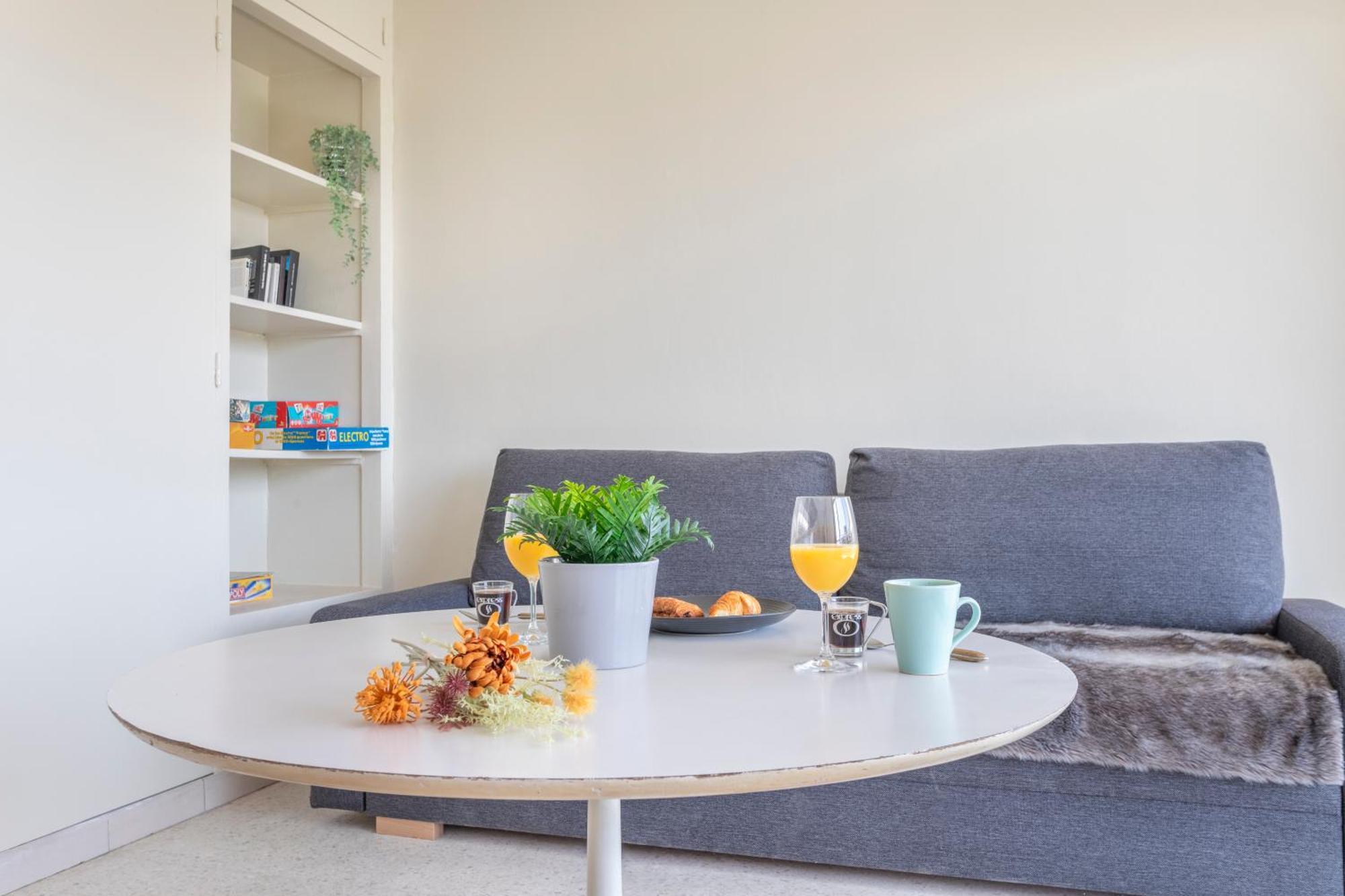 Grand T2 Lumineux Et Climatise Avec Balcon Apartment Aix-en-Provence Ngoại thất bức ảnh